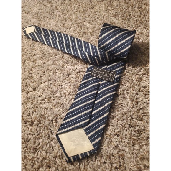 Christian Dior Vintage Navy Blue Stripe Polyester & Silk Blend Men’s Tie - Picture 7 of 7